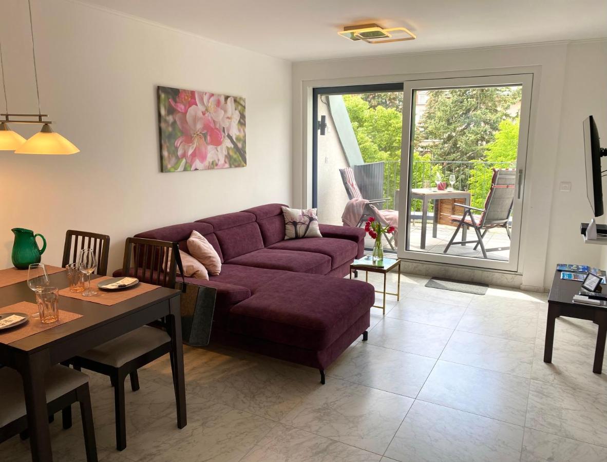 Lilie Appartement In Heviz Mit Tiefgarage, New And Modern ภายนอก รูปภาพ